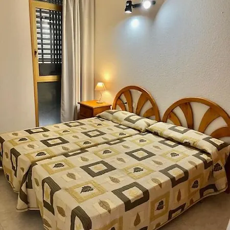 Apartamento Primera Linea De Playa Mediterraneo 4